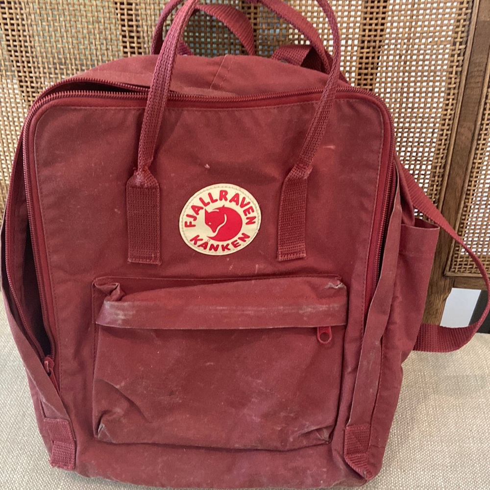 Fjall Raven Kanken Backpack